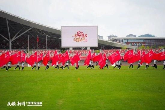 先给答案：龙旭电影进步很一人，演得不错